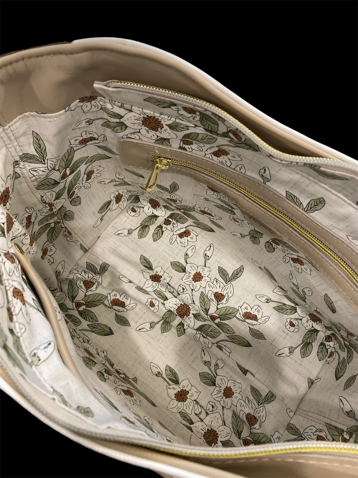 The Hiraeth Handbag - Italian Leather